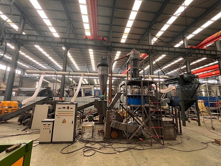 Waste circuit board recycling production line, electronic waste recycling equipment